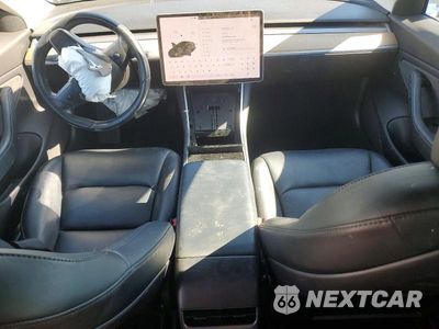 Zdjęcie 8 z 12 samochodu: 2019 TESLA MODEL 3 VIN:5YJ3E1EA4KF325700 - miniatura