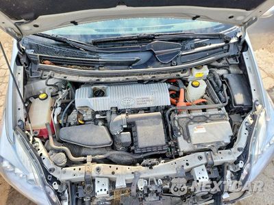 Zdjęcie 12 z 14 samochodu: 2010 TOYOTA PRIUS V VIN:JTDKN3DU1A0022907 - miniatura