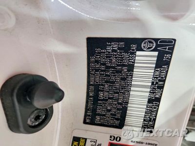 Zdjęcie 12 z 12 samochodu: 2016 TOYOTA COROLLA LE VIN:2T1BURHE0GC668415 - miniatura