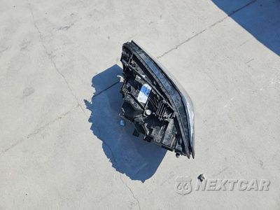 Zdjęcie 12 z 13 samochodu: 2024 BMW 330I VIN:3MW69FF05R8E14210 - miniatura