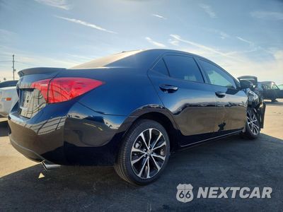 Trzecie zdjęcie samochodu z tyłu: 2018 TOYOTA COROLLA XSE VIN:5YFBURHE9JP766804 - miniatura