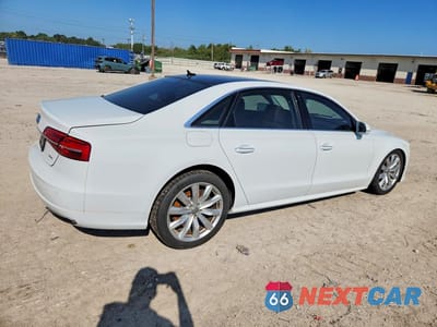 Trzecie zdjęcie samochodu z tyłu: 2017 AUDI A8 L QUATTRO VIN:WAU44AFDXHN018068 - miniatura