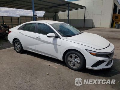 Czwarte zdjęcie samochodu z boku: 2026 HYUNDAI ELANTRA SE VIN:KMHLL4DG6TU120638 - miniatura
