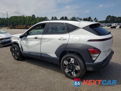 Drugie zdjęcie samochodu z przodu: 2024 HYUNDAI KONA SEL VIN:KM8HBCABXRU099720 - miniatura