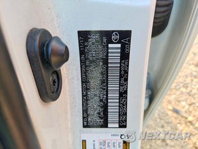 Zdjęcie 12 z 12 samochodu: 2018 TOYOTA COROLLA IM BASE VIN:JTNKARJE8JJ563390 - miniatura