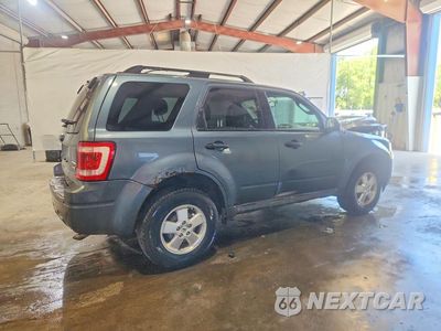 Trzecie zdjęcie samochodu z tyłu: 2012 FORD ESCAPE XLT VIN:1FMCU9DG3CKA69797 - miniatura