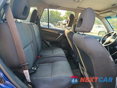Zdjęcie 11 z 14 samochodu: 2005 TOYOTA RAV4 BASE VIN:JTEGD20V750074755 - miniatura