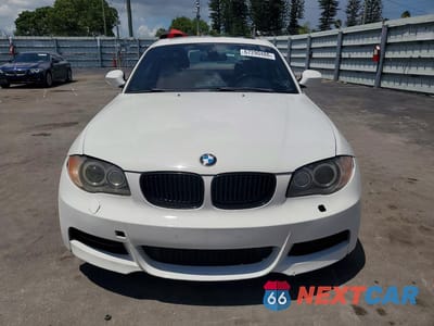Piąte zdjęcie samochodu w środku: 2011 BMW 135 I VIN:WBAUC9C55BVM09120 - miniatura