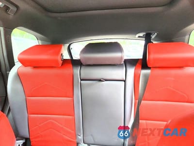 Zdjęcie 10 z 13 samochodu: 2025 BMW X1 XDRIVE28I VIN:WBX73EF0XS5245925 - miniatura