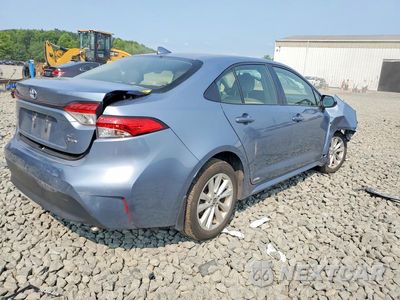 Trzecie zdjęcie samochodu z tyłu: 2025 TOYOTA COROLLA HYBRID LE VIN:JTDBDMHE5SJ011478 - miniatura