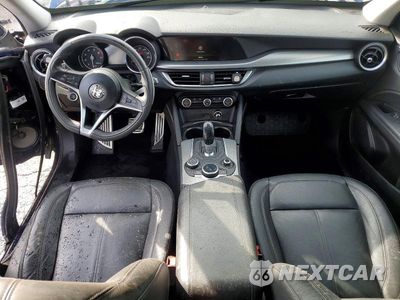 Zdjęcie 8 z 14 samochodu: 2018 ALFA ROMEO STELVIO SPORT VIN:ZASFAKPN8J7B58672 - miniatura