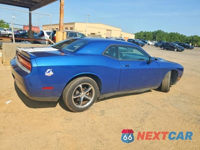 Trzecie zdjęcie samochodu z tyłu: 2010 DODGE CHALLENGER SE VIN:2B3CJ4DV8AH260913 - miniatura