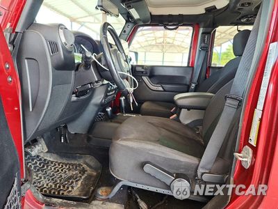 Zdjęcie 7 z 12 samochodu: 2013 JEEP WRANGLER UNLIMITED SPORT VIN:1C4BJWDG4DL535031 - miniatura