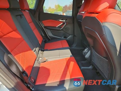 Zdjęcie 10 z 12 samochodu: 2023 BMW X1 XDRIVE28I VIN:WBX73EF04P5X48065 - miniatura