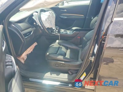 Zdjęcie 7 z 12 samochodu: 2023 CADILLAC XT4 PREMIUM LUXURY VIN:1GYFZCR4XPF170391 - miniatura