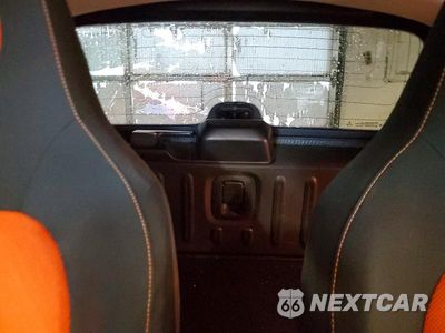 Zdjęcie 10 z 14 samochodu: 2016 SMART FORTWO VIN:WMEFJ5DA2GK045951 - miniatura