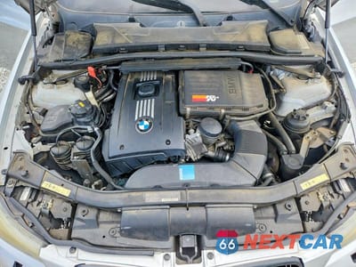 Zdjęcie 11 z 12 samochodu: 2009 BMW 335 XI VIN:WBAPL33599A406328 - miniatura
