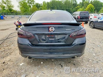 Zdjęcie 6 z 12 samochodu: 2018 NISSAN ALTIMA 2.5 SR VIN:1N4AL3AP5JC288502 - miniatura