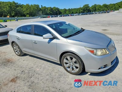Czwarte zdjęcie samochodu z boku: 2012 BUICK LACROSSE PREMIUM VIN:1G4GH5E36CF367263 - miniatura