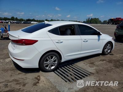 Trzecie zdjęcie samochodu z tyłu: 2017 HYUNDAI ELANTRA SE VIN:5NPD84LF0HH009569 - miniatura