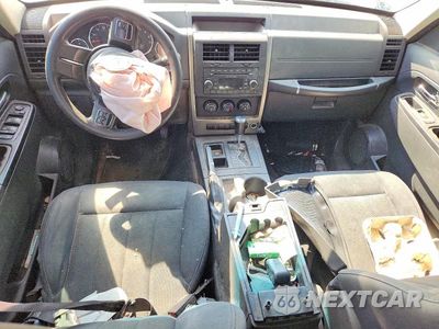 Zdjęcie 8 z 12 samochodu: 2012 JEEP LIBERTY SPORT VIN:1C4PJLAK2CW105699 - miniatura