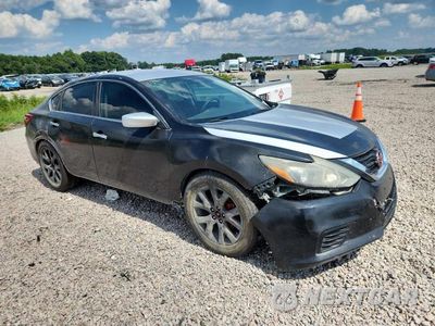 Czwarte zdjęcie samochodu z boku: 2018 NISSAN ALTIMA 2.5 S VIN:1N4AL3AP1JC470598 - miniatura