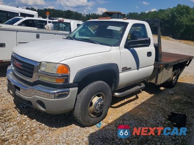 2005 GMC NEW SIERRA C3500 1GDJC34265E200105 - główne zdjęcie licytacji z USA - miniatura