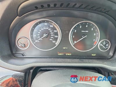 Zdjęcie 9 z 12 samochodu: 2016 BMW X3 SDRIVE28I VIN:5UXWZ7C53G0R33335 - miniatura