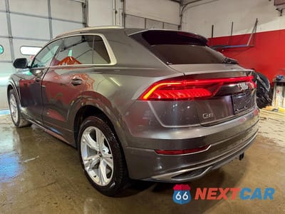 Trzecie zdjęcie samochodu z tyłu: 2019 AUDI Q8 PREMIUM PLUS VIN:WA1BVAF19KD039112 - miniatura