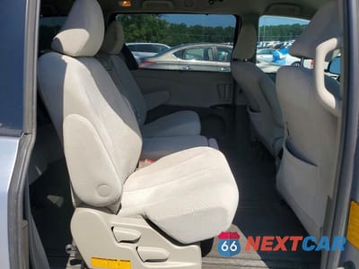 Zdjęcie 11 z 13 samochodu: 2011 TOYOTA SIENNA LE VIN:5TDKK3DC6BS169223 - miniatura