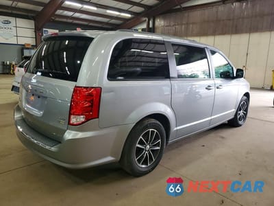 Trzecie zdjęcie samochodu z tyłu: 2018 DODGE GRAND CARAVAN GT VIN:2C4RDGEG2JR283924 - miniatura