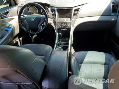 Zdjęcie 8 z 12 samochodu: 2015 HYUNDAI SONATA HYBRID LIMITED VIN:KMHEC4A46FA129137 - miniatura