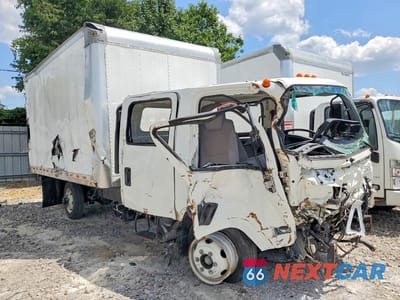 Czwarte zdjęcie samochodu z boku: 2021 ISUZU NPR HD BOX TRUCK VIN:54DC4J1D4MS200359 - miniatura