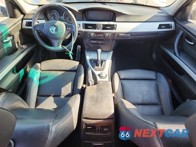 Zdjęcie 8 z 12 samochodu: 2006 BMW 330 I VIN:WBAVB33546KS32006 - miniatura