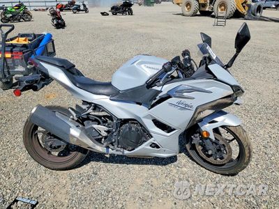 2025 KAWASAKI EX500 H ML5EXGH15SDA58699 - główne zdjęcie licytacji z USA - miniatura