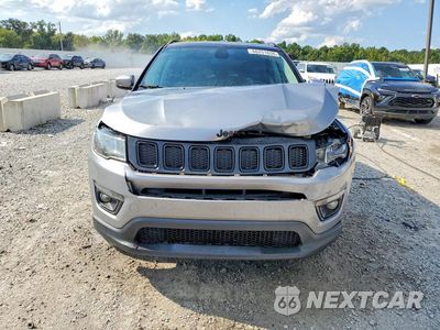Piąte zdjęcie samochodu w środku: 2019 JEEP COMPASS LATITUDE VIN:3C4NJDBB5KT592641 - miniatura
