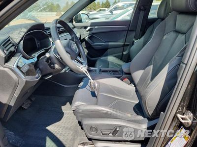 Zdjęcie 7 z 12 samochodu: 2024 AUDI Q3 PREMIUM S LINE 45 VIN:WA1DECF32R1186261 - miniatura