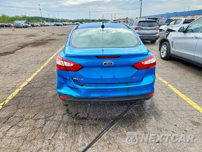 Zdjęcie 6 z 12 samochodu: 2012 FORD FOCUS SEL VIN:1FAHP3H24CL221390 - miniatura