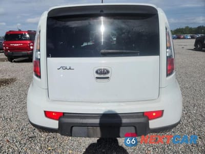 Zdjęcie 6 z 12 samochodu: 2010 KIA SOUL + VIN:KNDJT2A20A7171010 - miniatura