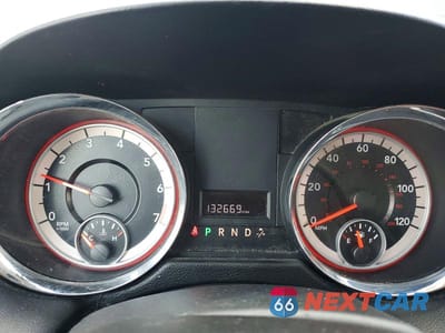 Zdjęcie 9 z 13 samochodu: 2011 DODGE GRAND CARAVAN EXPRESS VIN:2D4RN4DG1BR795899 - miniatura