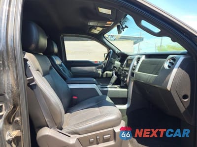 Piąte zdjęcie samochodu w środku: 2013 FORD F150 SUPERCREW VIN:1FTFW1ETXDKD47122 - miniatura