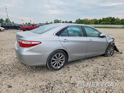 Trzecie zdjęcie samochodu z tyłu: 2016 TOYOTA CAMRY XLE VIN:4T1BF1FK1GU595302 - miniatura