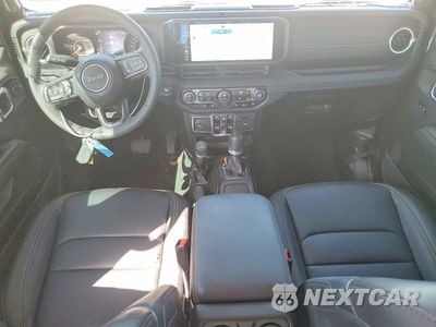 Zdjęcie 8 z 12 samochodu: 2025 JEEP GLADIATOR SPORT VIN:1C6PJTAG4SL542719 - miniatura