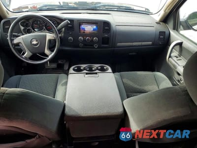 Zdjęcie 8 z 12 samochodu: 2008 CHEVROLET SILVERADO K1500 VIN:1GCEK19JX8Z282883 - miniatura