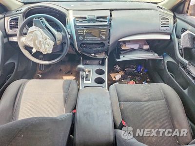 Zdjęcie 8 z 12 samochodu: 2015 NISSAN ALTIMA 2.5 S VIN:1N4AL3AP0FN347516 - miniatura