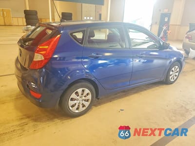 Trzecie zdjęcie samochodu z tyłu: 2016 HYUNDAI ACCENT SE VIN:KMHCT5AE0GU286832 - miniatura
