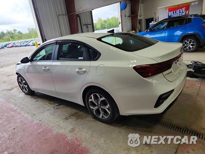 Drugie zdjęcie samochodu z przodu: 2020 KIA FORTE LXS VIN:3KPF24AD4LE191950 - miniatura