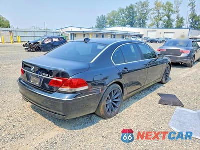 Trzecie zdjęcie samochodu z tyłu: 2007 BMW 750 VIN:WBAHN83597DT66565 - miniatura