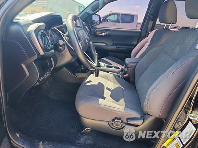 Zdjęcie 7 z 13 samochodu: 2017 TOYOTA TACOMA TRD OFF-ROAD VIN:5TFCZ5AN6HX052682 - miniatura
