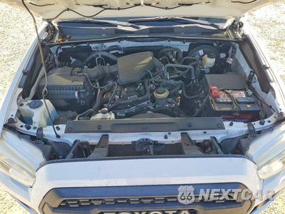 Zdjęcie 11 z 13 samochodu: 2018 TOYOTA TACOMA SR5 VIN:5TFAX5GN1JX119456 - miniatura